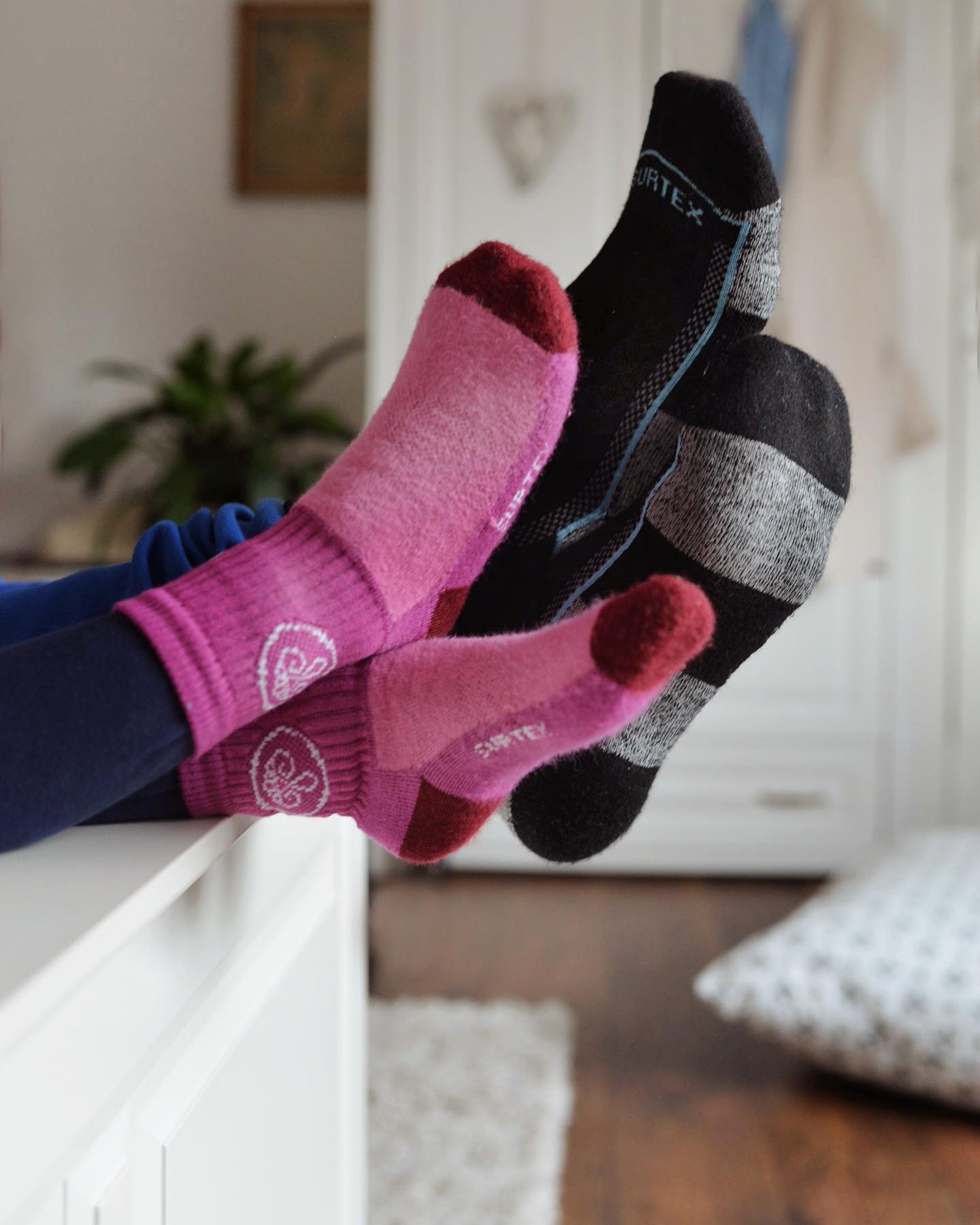 VÝPREDAJ MERINO PRODUKTOV
www.woolit.sk sa postará o Vaše teplo 🐑
Obchod plný výrobkov z hrejivej merino vlny, ktorá ochráni každého pred zimou.
Výhody merino vlny:
Prírodný materiál
Poskytuje tepelnú izoláciu
Vysoko priedušná
Prirodzene antibakteriálna
Vhodná na celoročne nosenie
________________________
#merino #merinowool #vlna #bio #biomaterial #wool #biomateriales #eko #ecofriendly #merinopredeti #merinoprodeti #merinopredospelych #surtex #zima #winter #winterclothes #merinoobleceni #merinooblečenie #deti #predeti #prodeti
